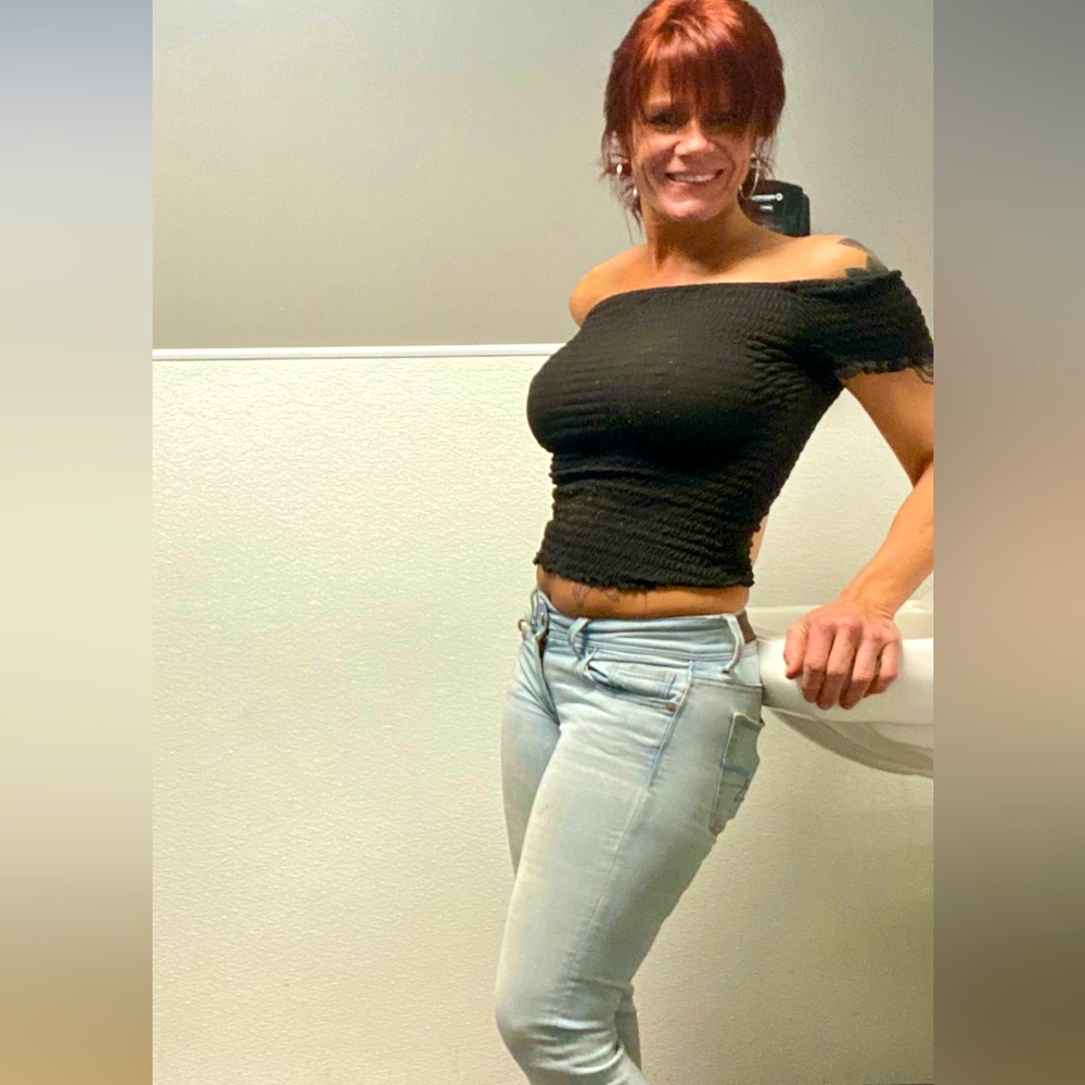 Meet your Posher, Karisha